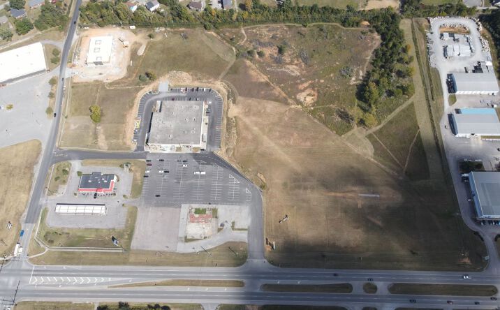Pictures of Land property located at 2320 S Dixie Blvd, Radcliff, KY 40160 for sales - image #1