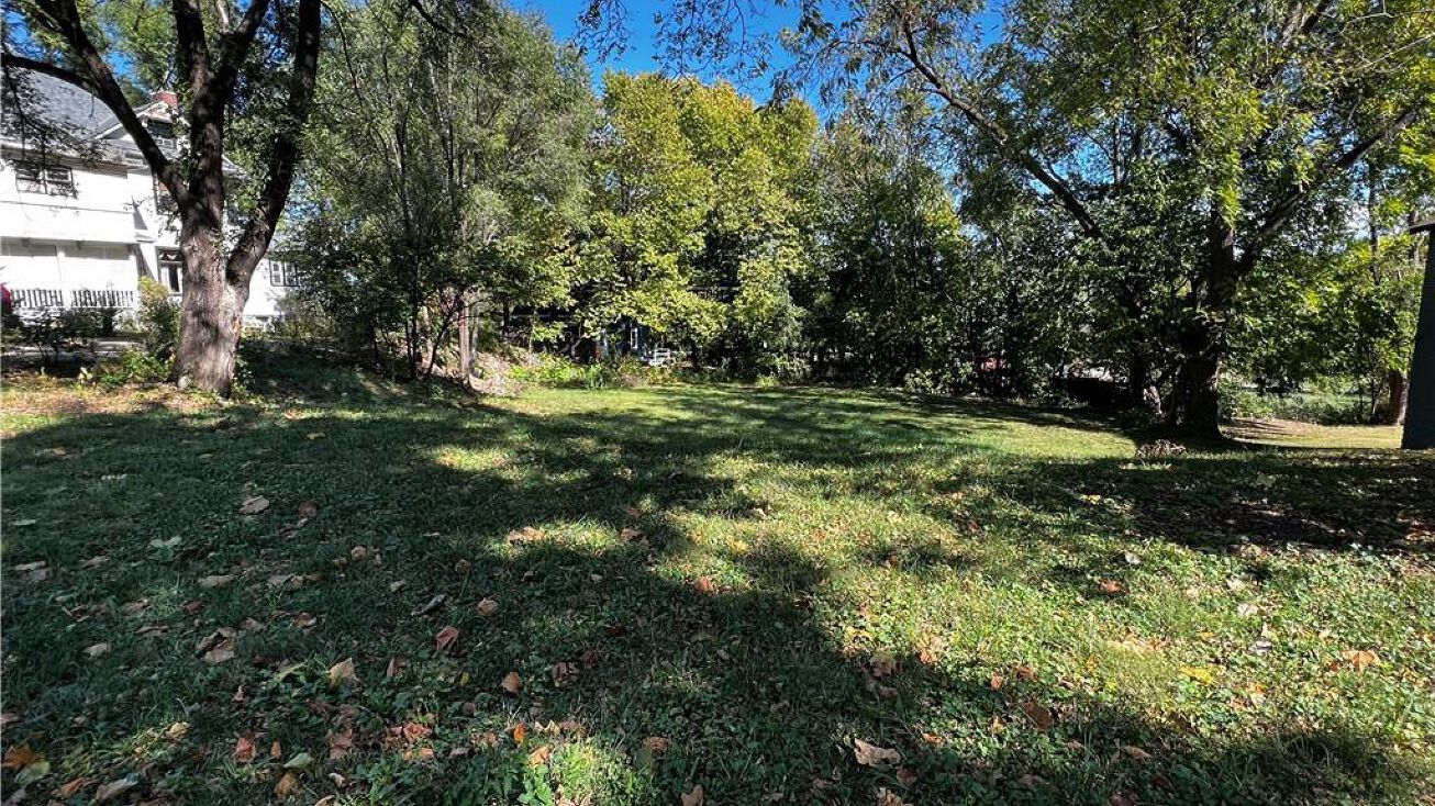 916 N 9th Street, Atchison, KS 66002