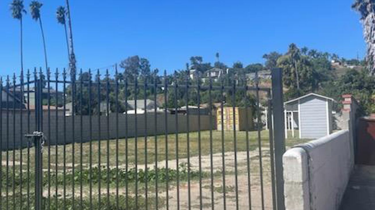 143 Charles Street, Moorpark, CA 93021