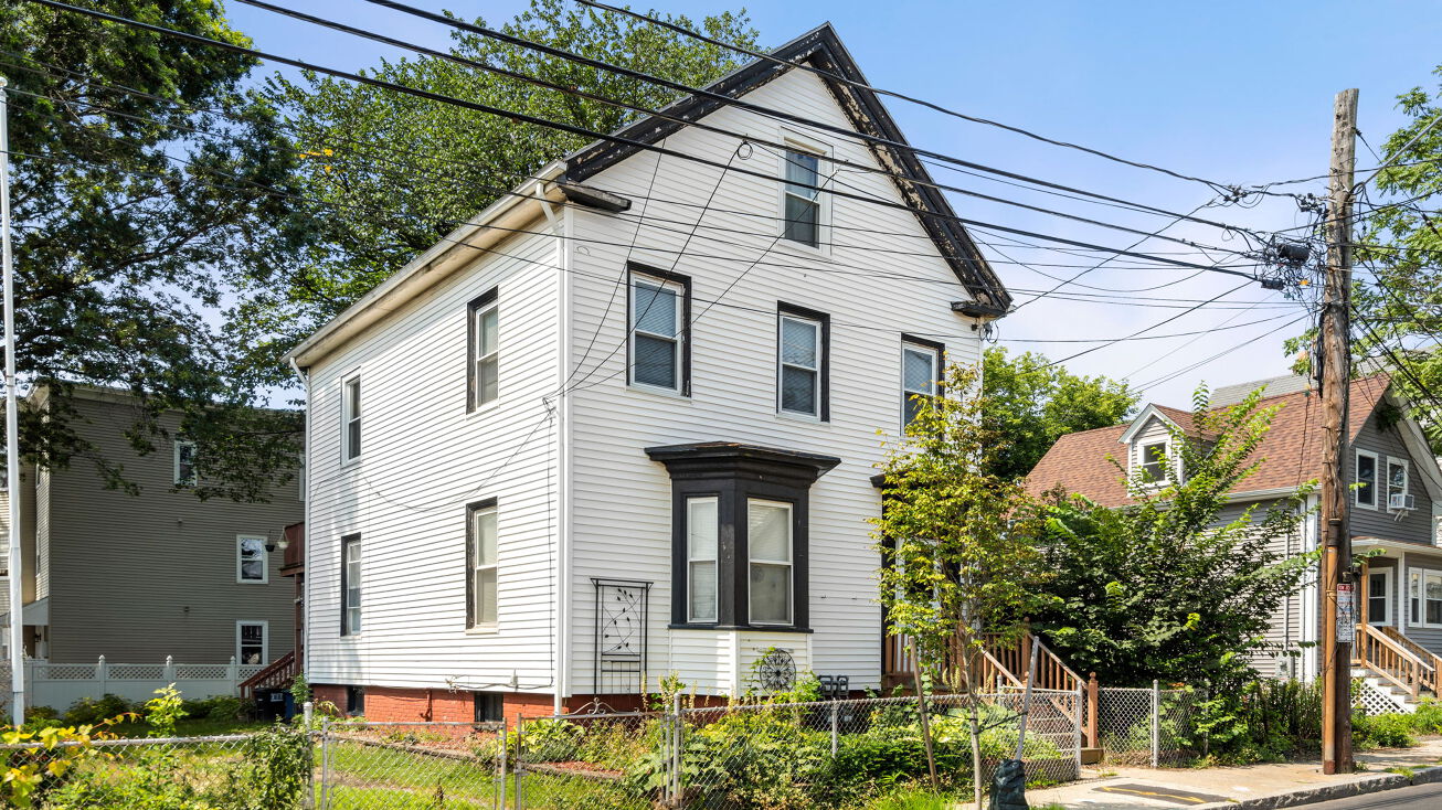 36 Everett Ave, Somerville, MA 02145