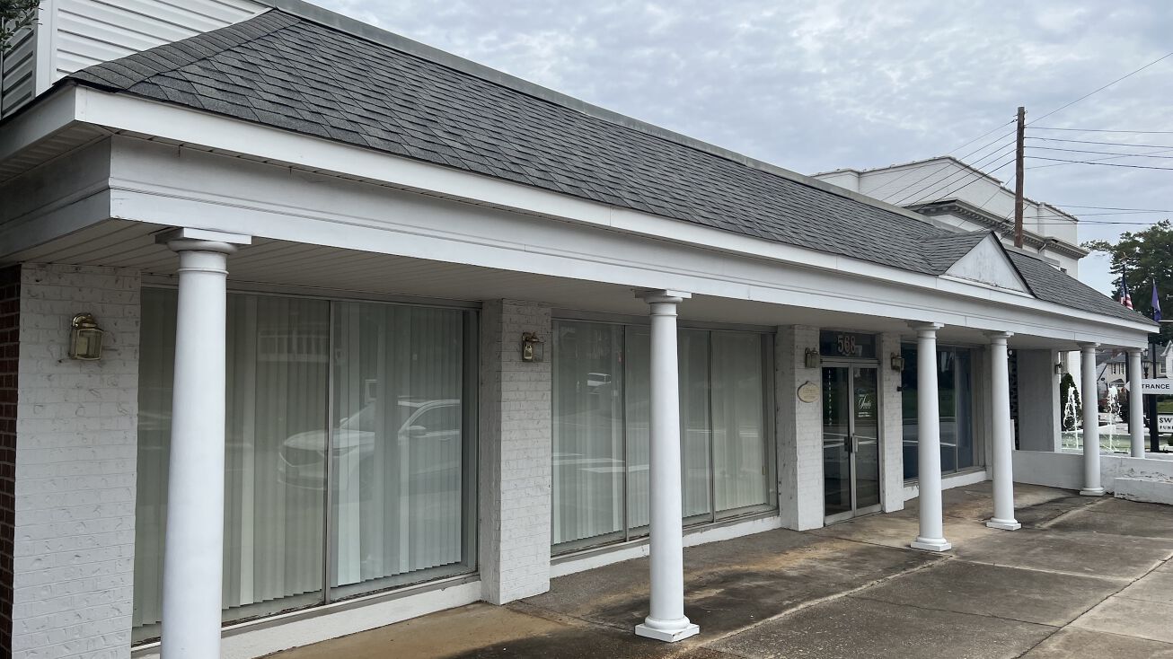 568 W Main St, Danville, VA 24541