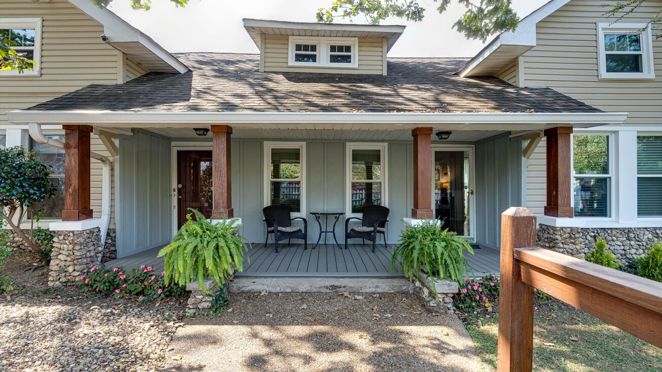 549 S Crest Rd, Chattanooga, TN 37404