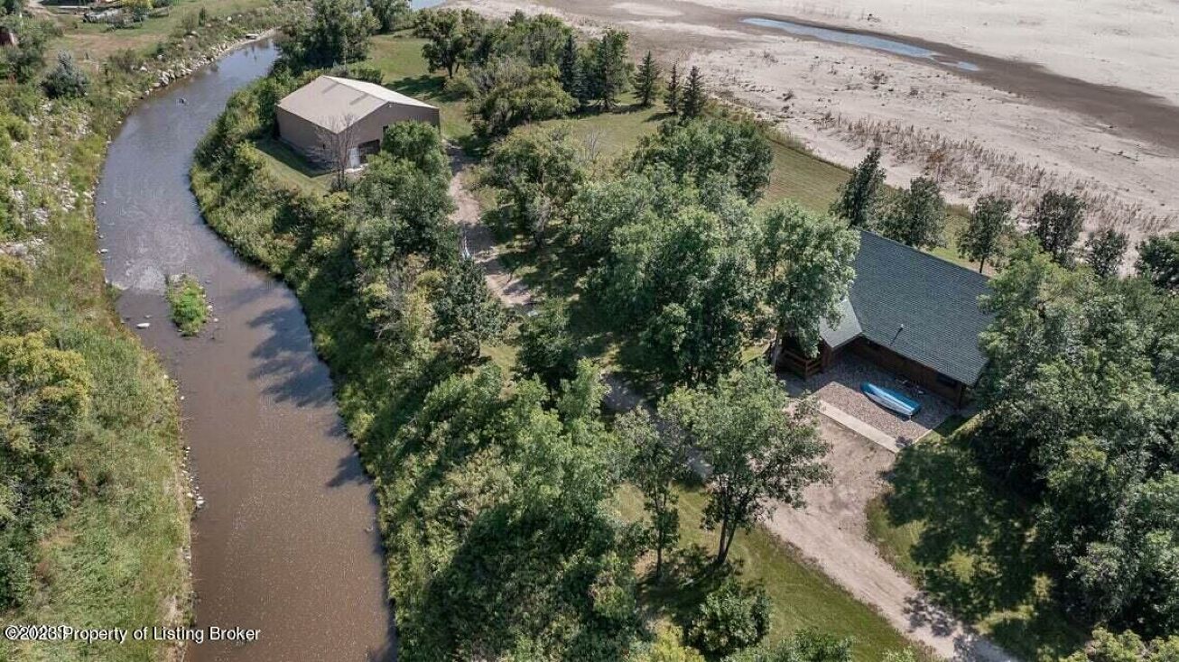 1045 Highway 83, Washburn, ND 58577