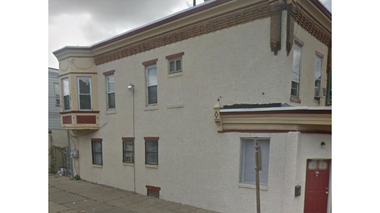 6600 Haddington Lane, Philadelphia, PA 19151