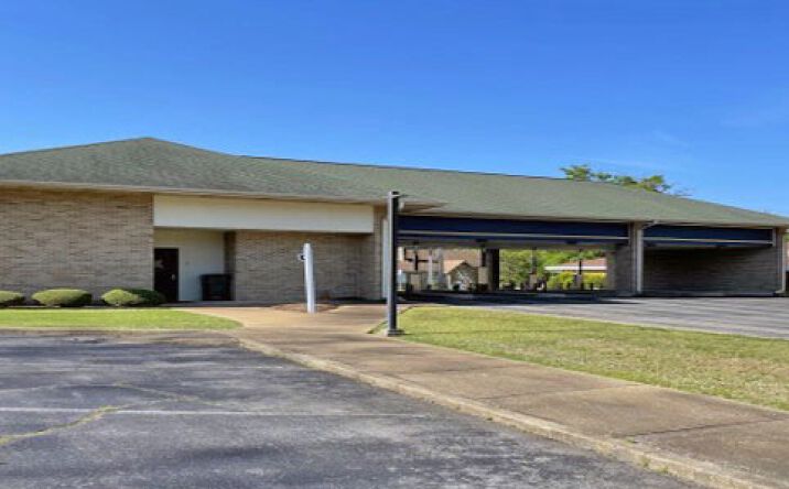 Pictures of Retail, Office property located at 701 E Laurel St, Scottsboro, AL 35768 for sales - image #1