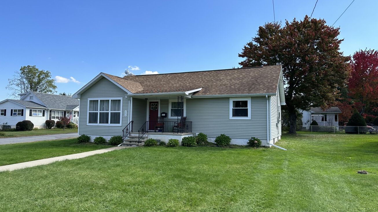 242 Main St, Eynon, PA 18403