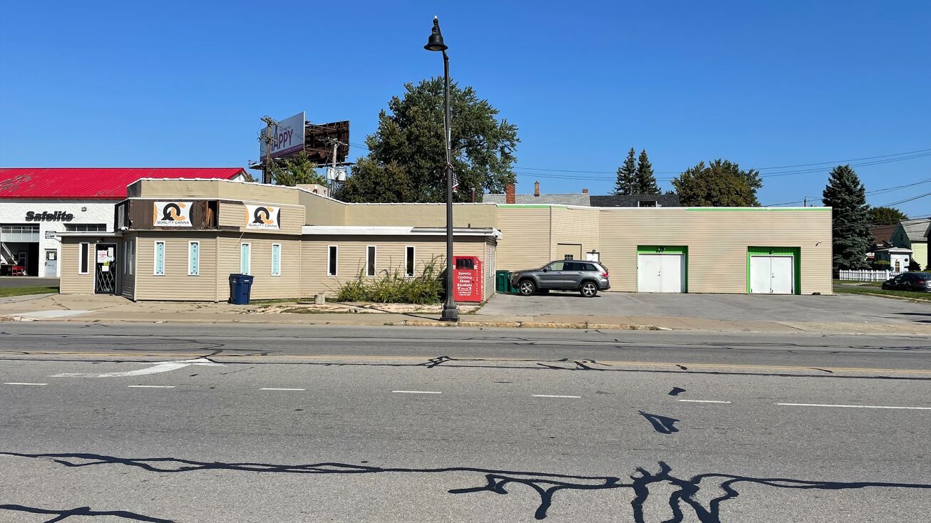 1680 Clinton St, Buffalo, NY 14206