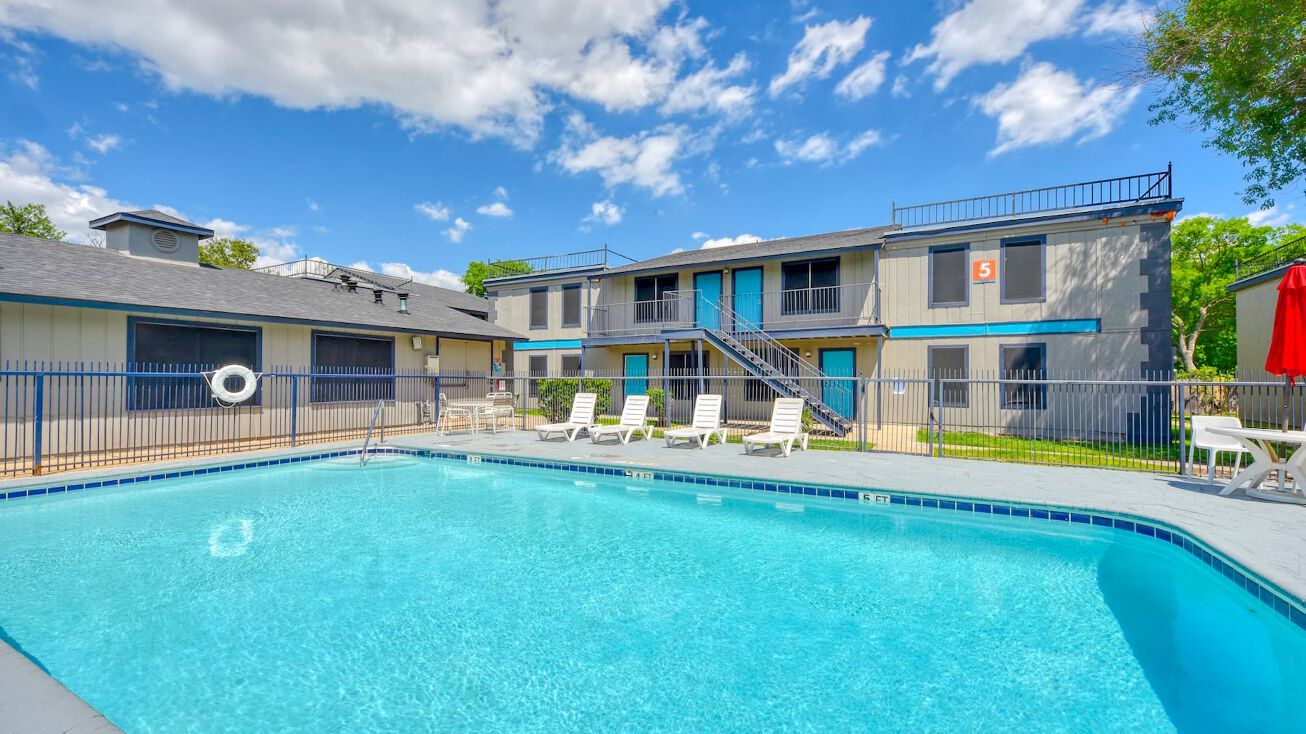 9338 Perrin Beitel, San Antonio, TX 78217