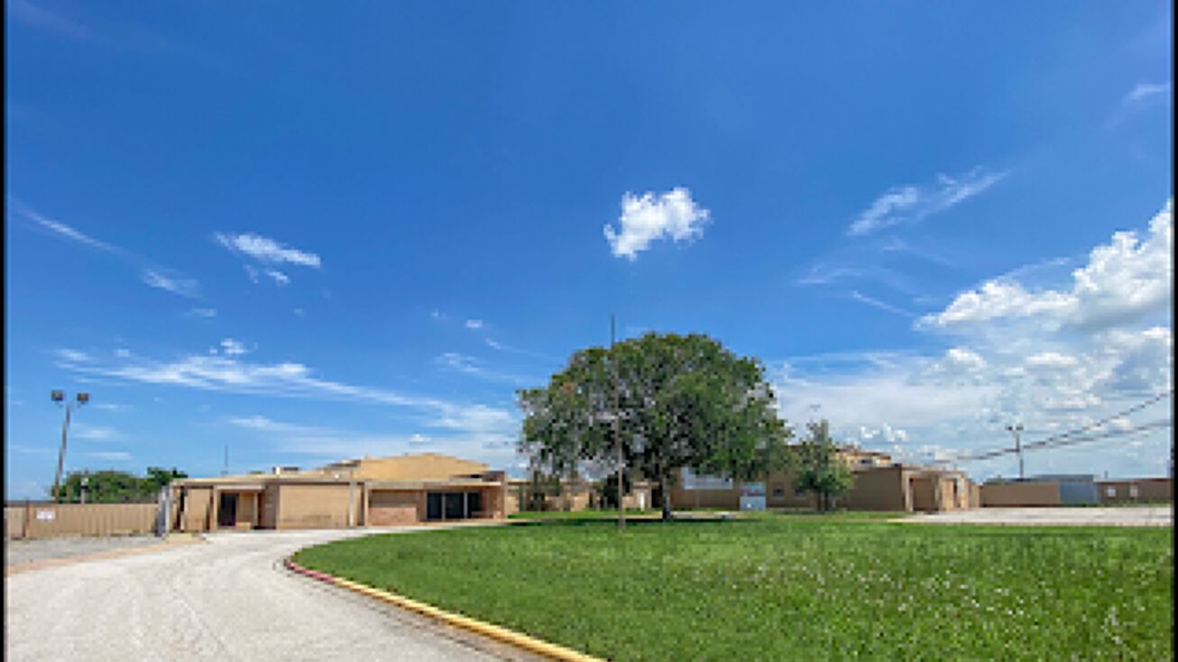 3101 Armory Rd, Wichita Falls, TX 76302