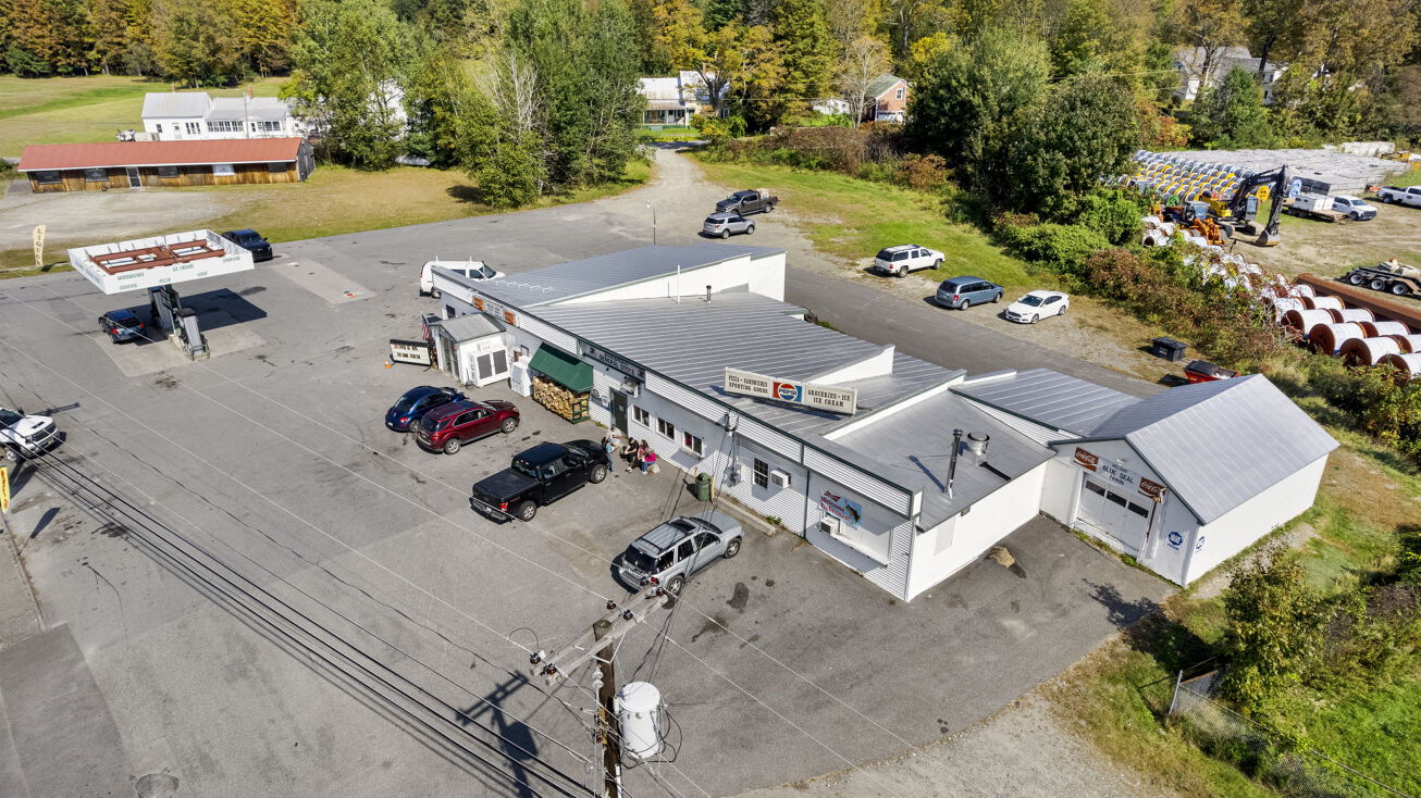 409 Main St, Bingham, ME 04920