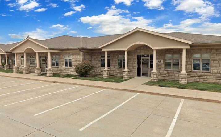 Pictures of Office property located at 2525 North Ankeny Blvd. #121, Ankeny, IA 50023 for comps - image #1