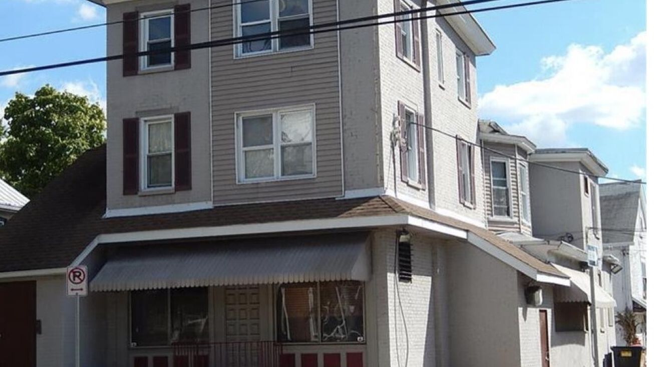 356 N Charlotte St, Pottstown, PA 19464