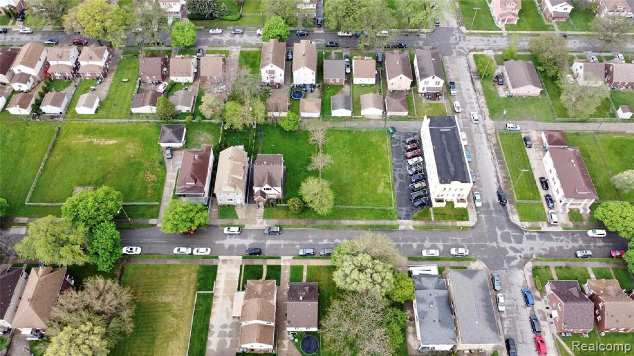 1545 Wyoming, Dearborn, MI 48120