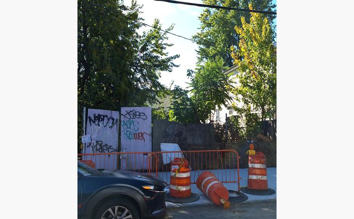 Pictures of Land property located at 576 Glenmore Ave, Brooklyn, NY 11207 for sales - image #1