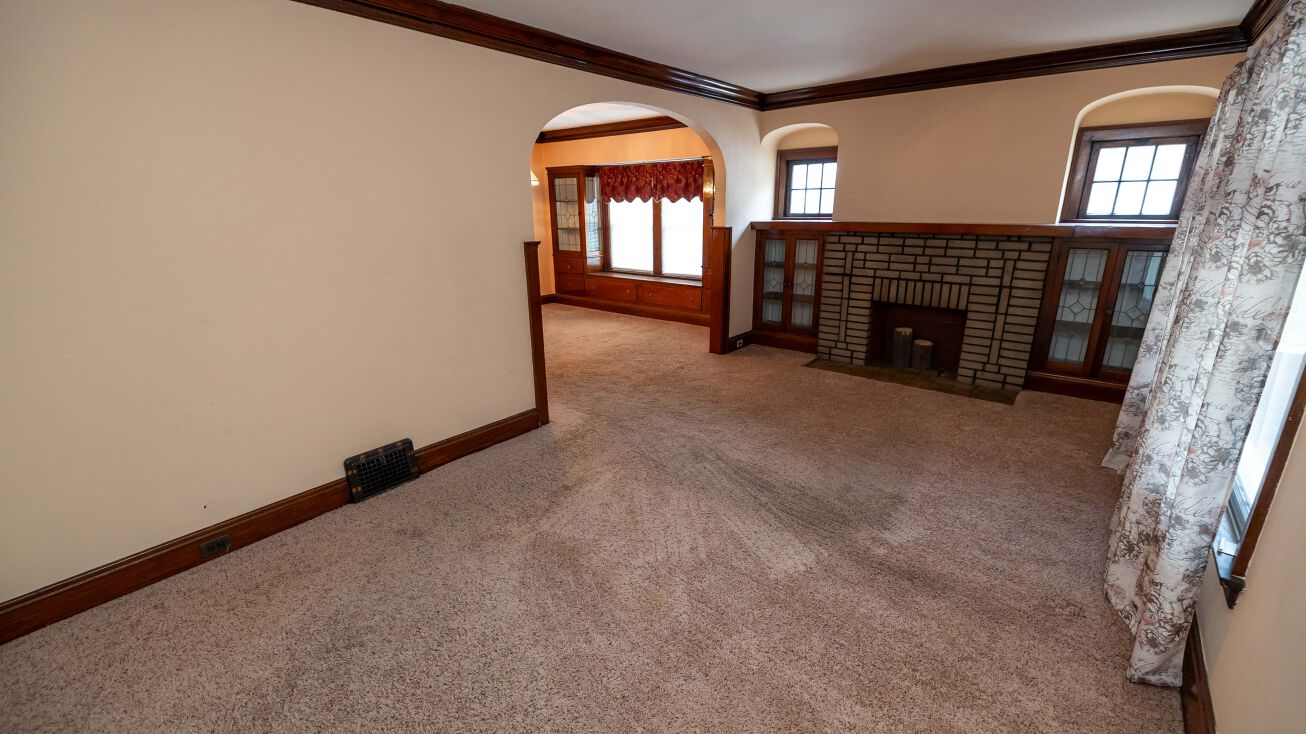 10105 Unity Ave, Cleveland, OH 44111