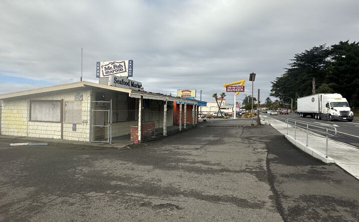 Pictures of Retail property located at 2740 Broadway St, Eureka, CA 95501 for sales - image #1