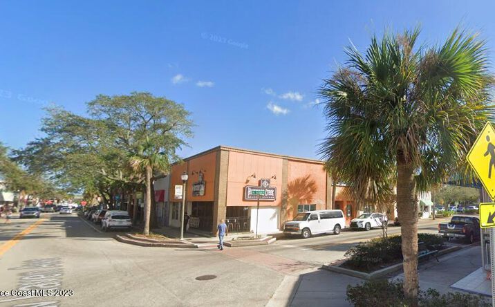 Pictures of Retail property located at 2001 Vernon Place, Melbourne, FL 32901 for sales - image #1