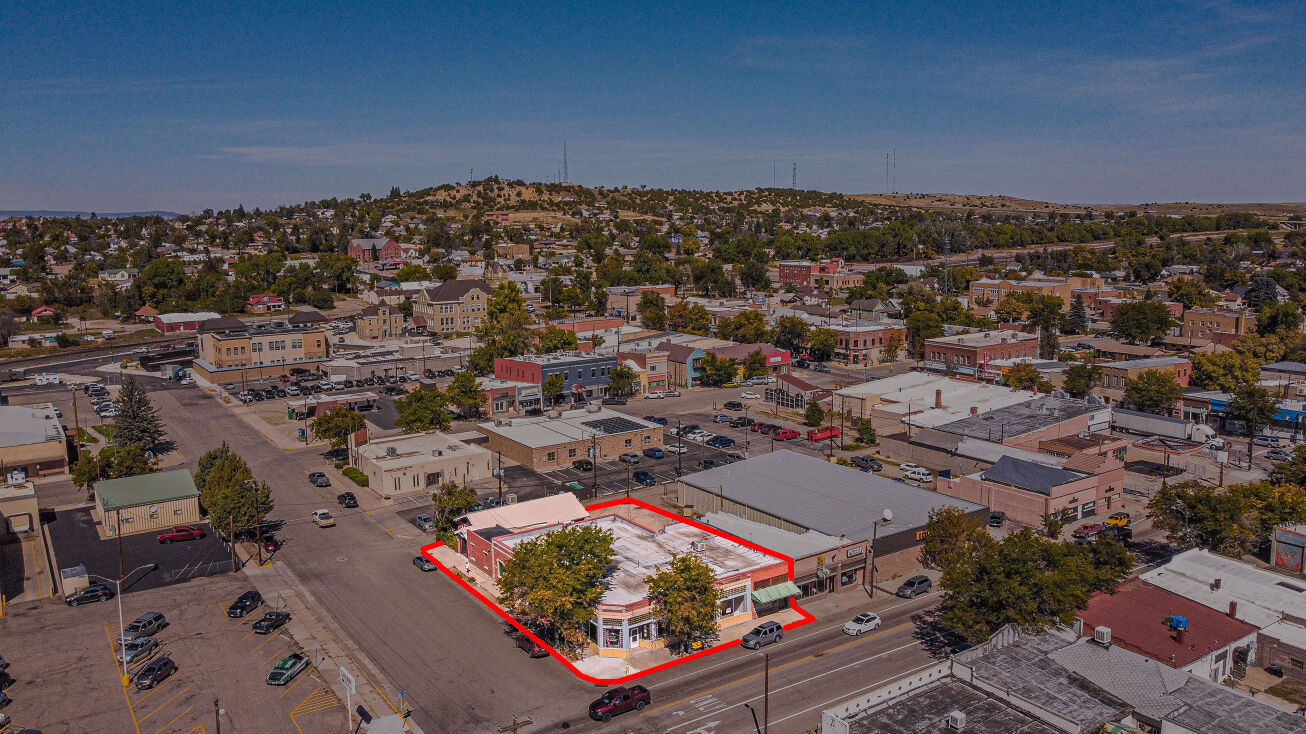 138 W 7th St, Walsenburg, CO 81089