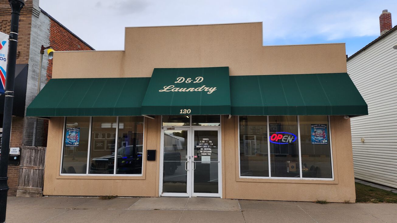 120 W 5th St, Wahoo, NE 68066