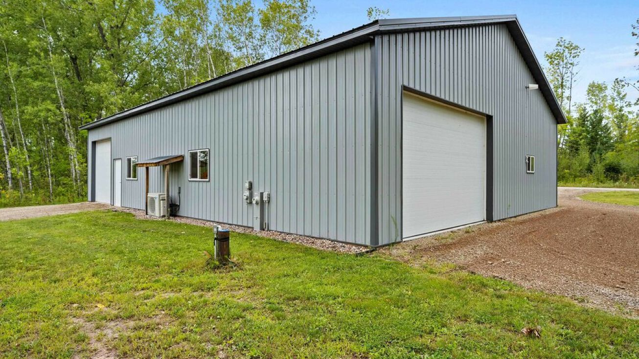 CTY RD S, Little Suamico, WI 54141