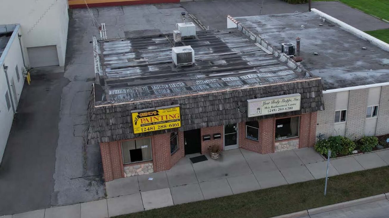 1523 N Main St, Clawson, MI 48017