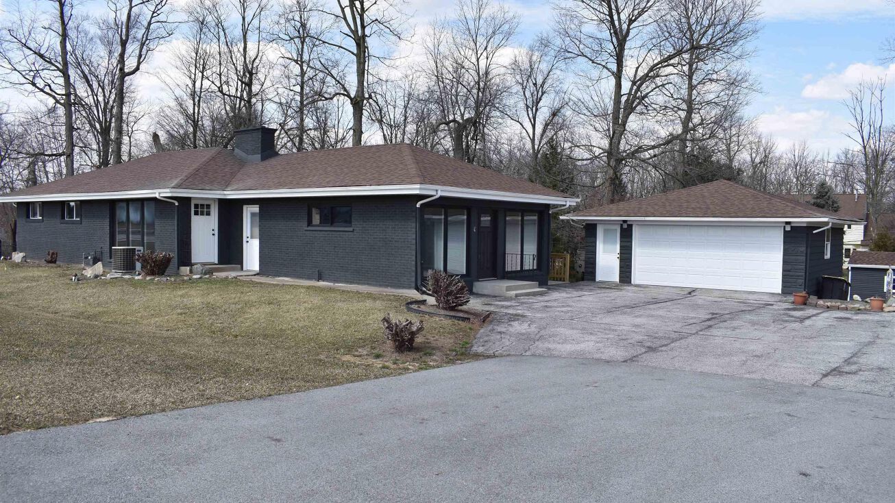 1342 W Dupont Road, Fort Wayne, IN 46825