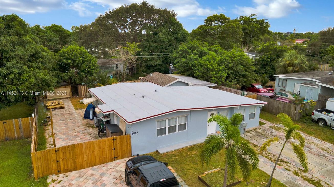 4040 NE 12th Ter, Pompano Beach, FL 33064
