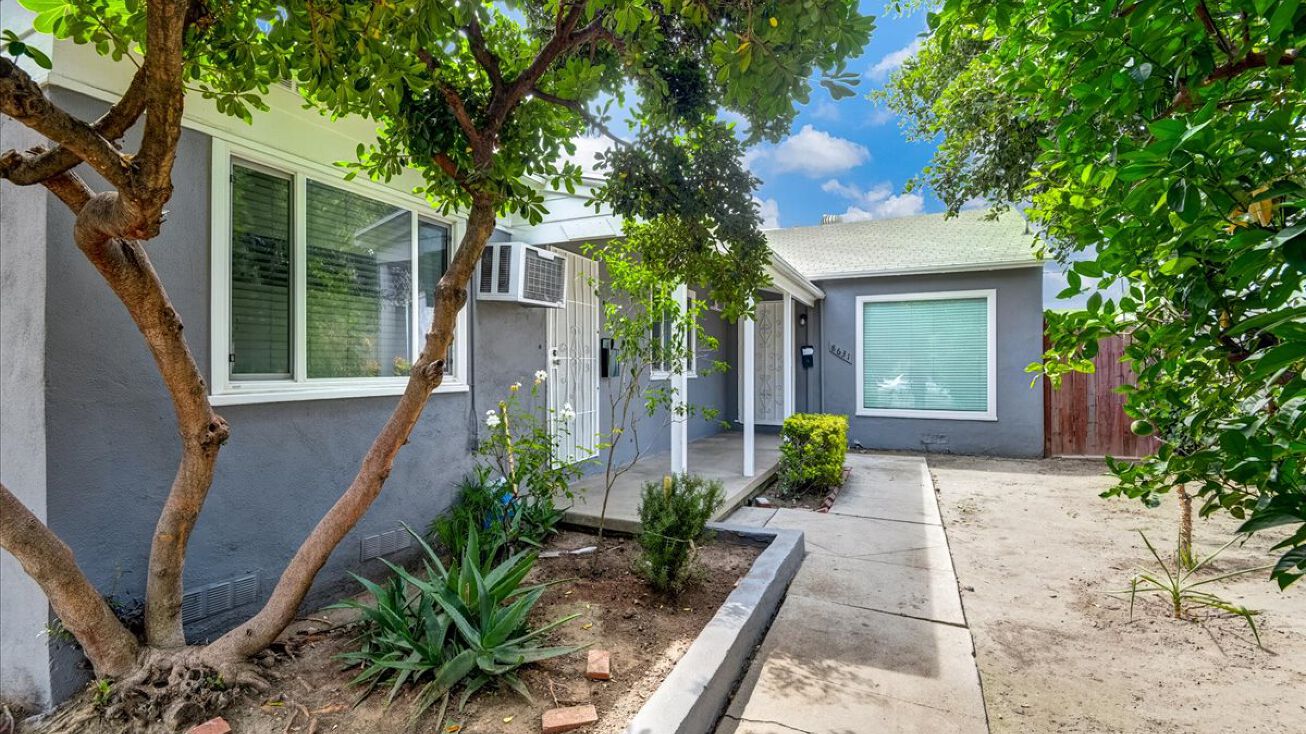 8629 Tilden Ave, Los Angeles, CA 91402