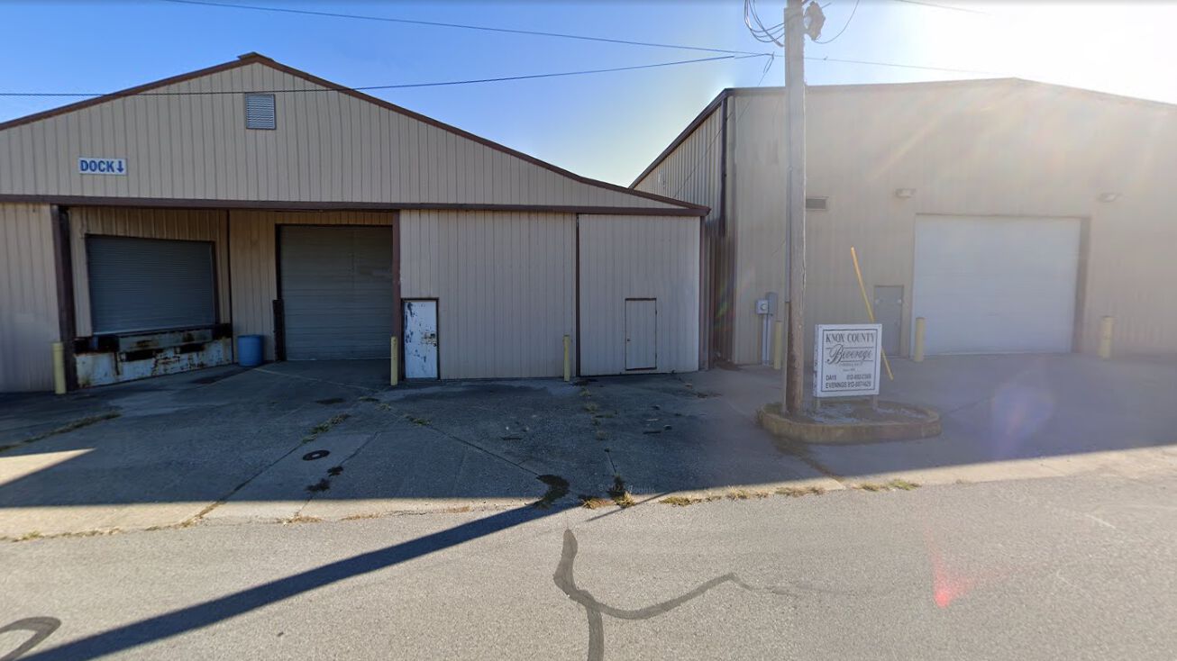 2409 N Chestnut St, Vince, Vincennes, IN 47591