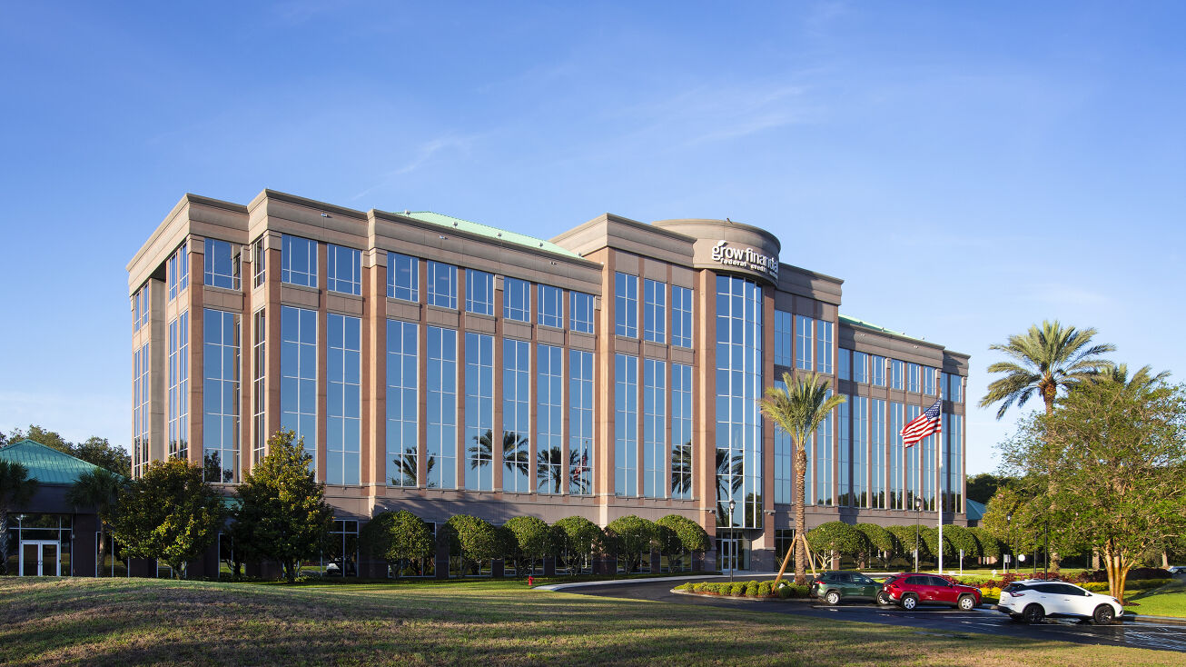 9927 Delaney Lake Dr, Tampa, FL 33619