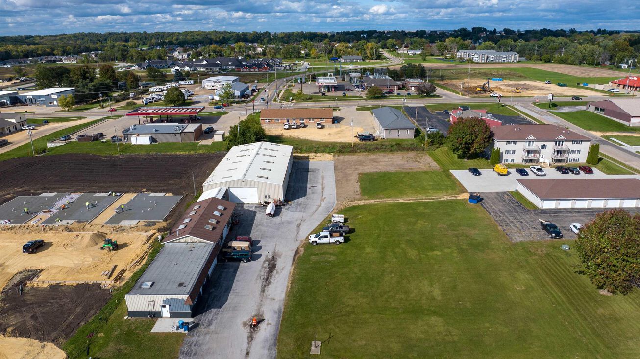 1510 9TH Street, De Witt, IA 52742