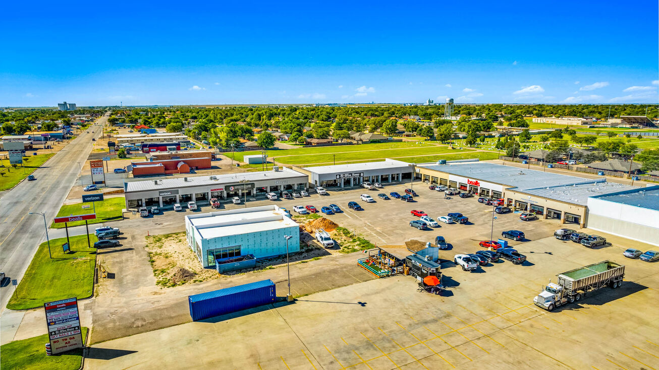 515 N 25 Mile Ave, Hereford, TX 79045