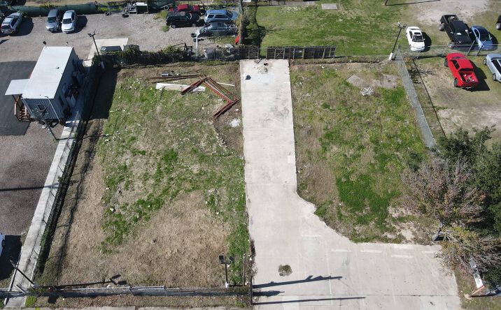 Pictures of Land property located at 3506 Dunvale Rd, Houston, TX 77063 for sales - image #1