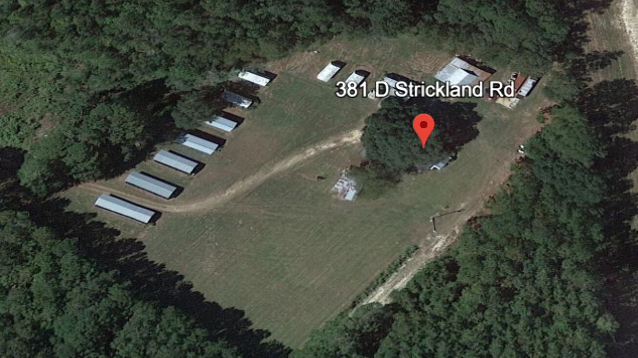 381 D Strickland Rd, Pembroke, GA 31321