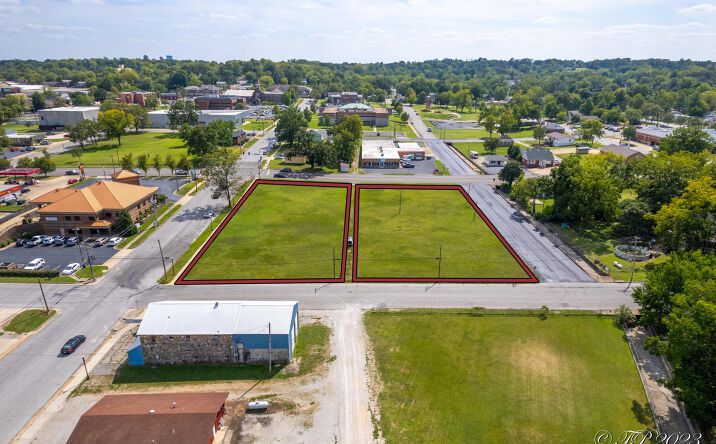 Pictures of Retail, Multifamily, Mixed Use property located at 000 Broadway Ave, West Plains, MO 65775 for sales - image #1