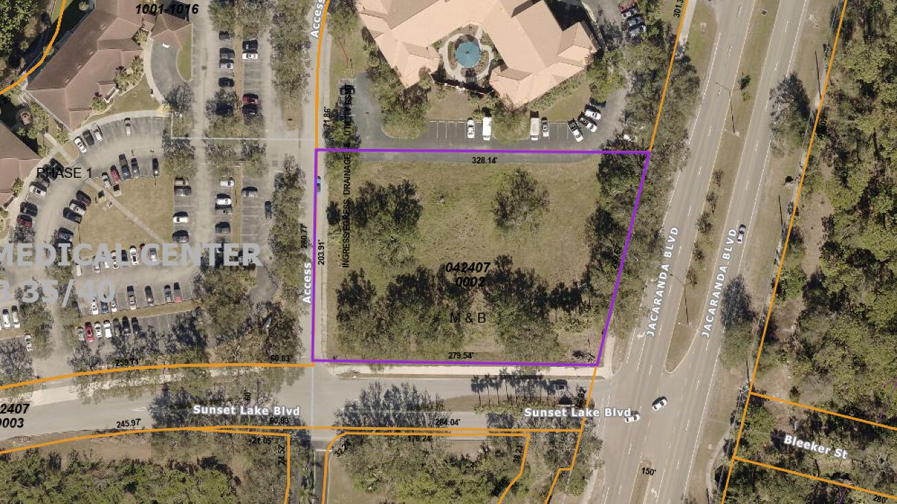 1121 Jacaranda Blvd, Venice, FL 34292