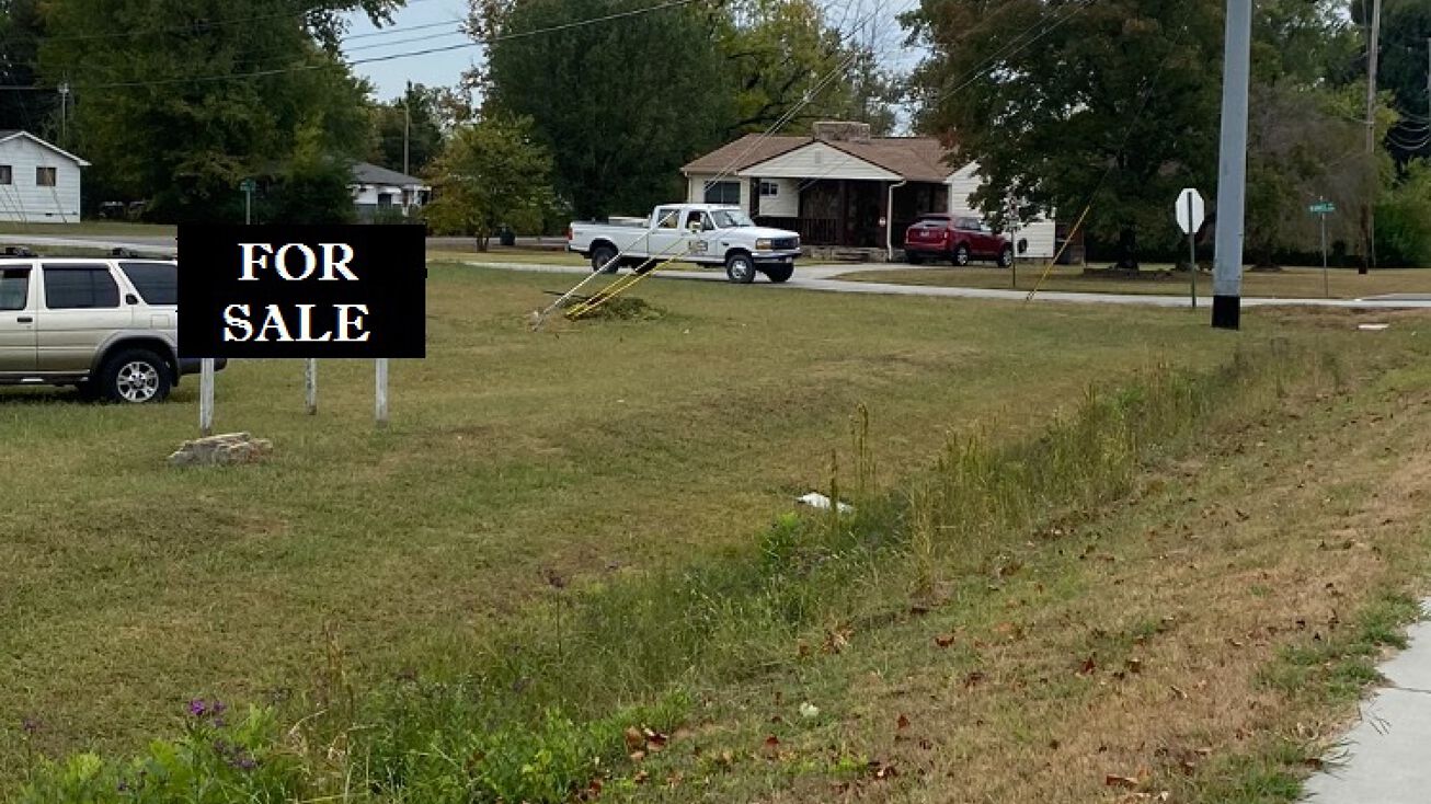 1702 Shepherd Rd, Chattanooga, TN 37421