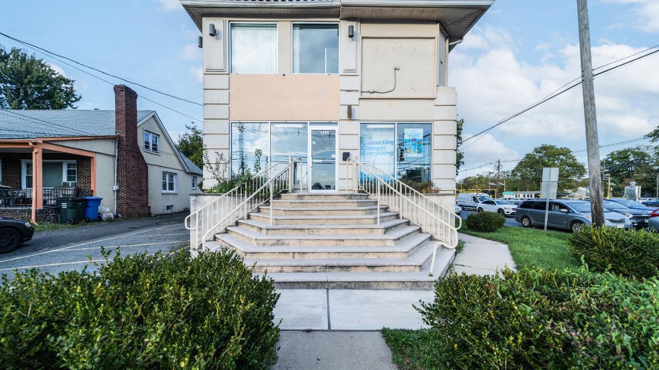 354 Avenel Street, Avenel, NJ 07001