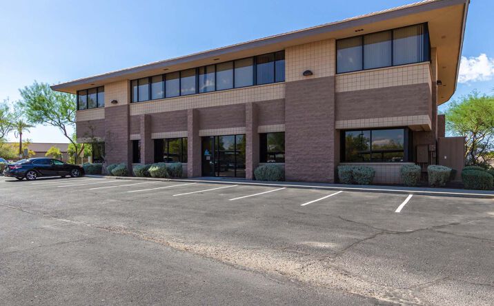 Pictures of Office property located at 1838 W Parkside Ln, Phoenix, AZ 85027 for sales - image #1