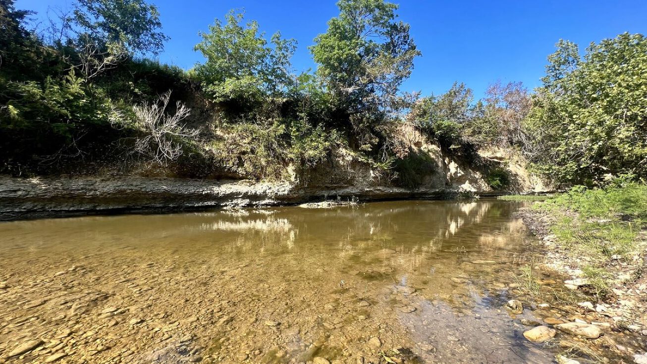 443+/ acres San Gabriel River Ranch, Bertram, TX 78605