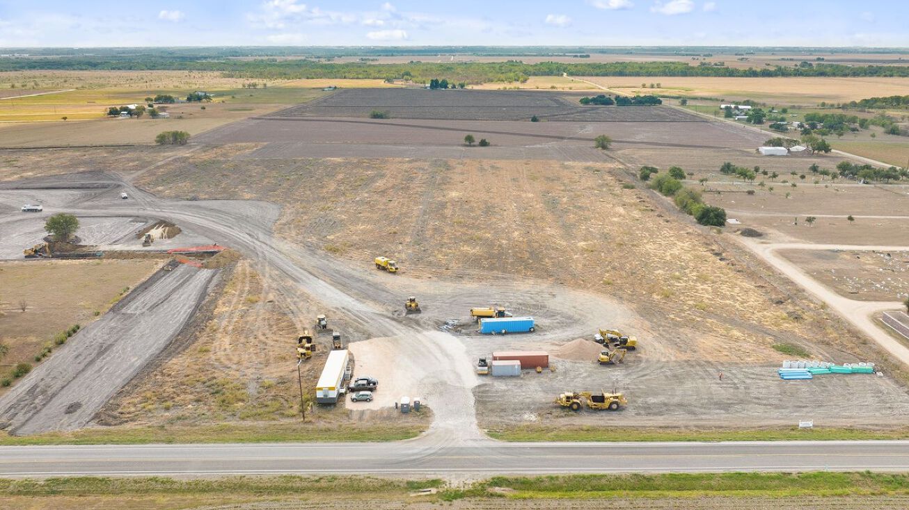 County Road 355, Granger, TX 76530