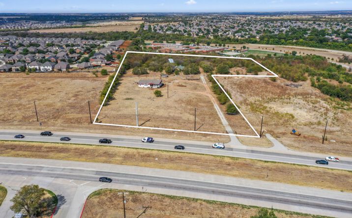 Pictures of Land property located at 11150 TX-114, Justin, TX 76247 for sales - image #1