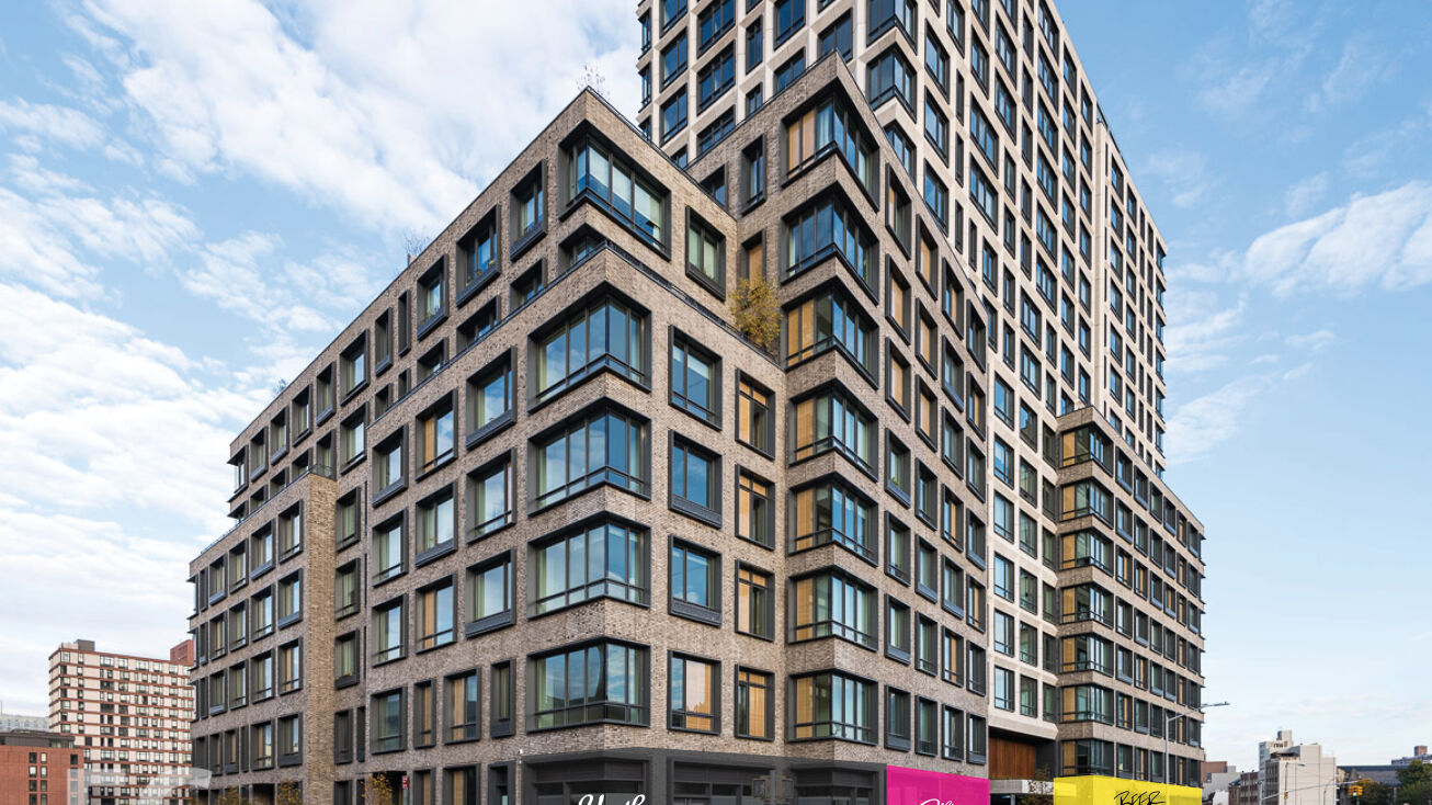 550 Vanderbilt Ave, Brooklyn, NY 11238