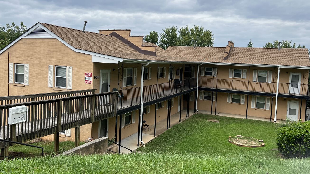 800 N Spring St, WinstonSalem, NC 27101