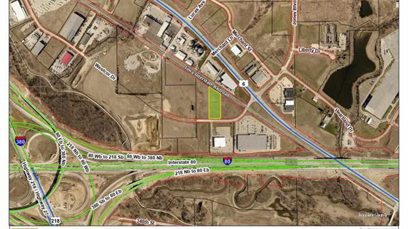 125 Westcor Dr, Coralville, IA 52241