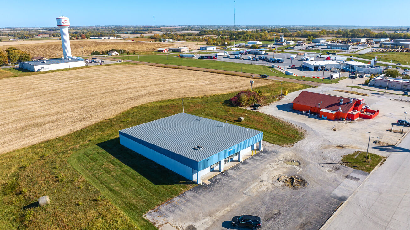 206 NW 4th St, Concordia, MO 64020