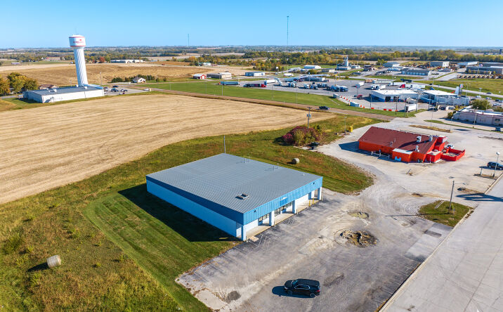 Pictures of Retail property located at 206 NW 4th St, Concordia, MO 64020 for comps - image #1