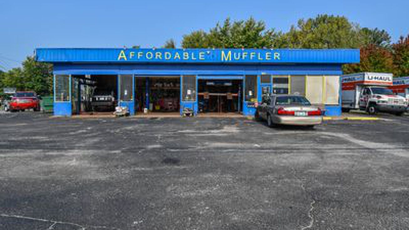 8380 Dixie Hwy, Louisville, KY 40258