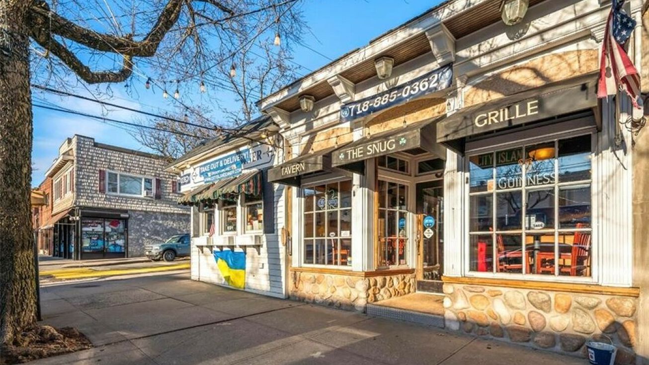 302 City Island Ave, The Bronx, NY 10464