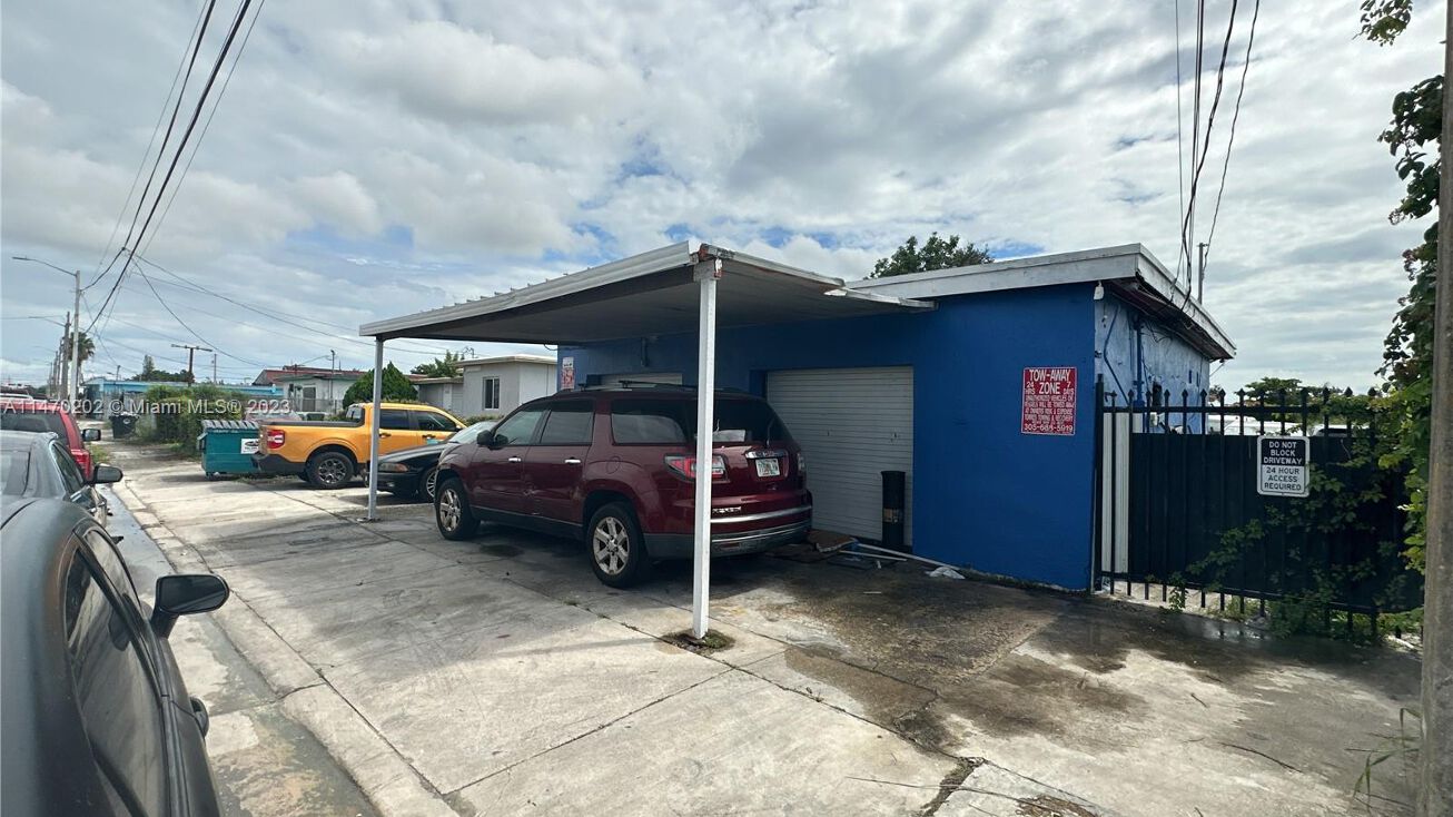 2304 Ali Baba Ave, OpaLocka, FL 33054